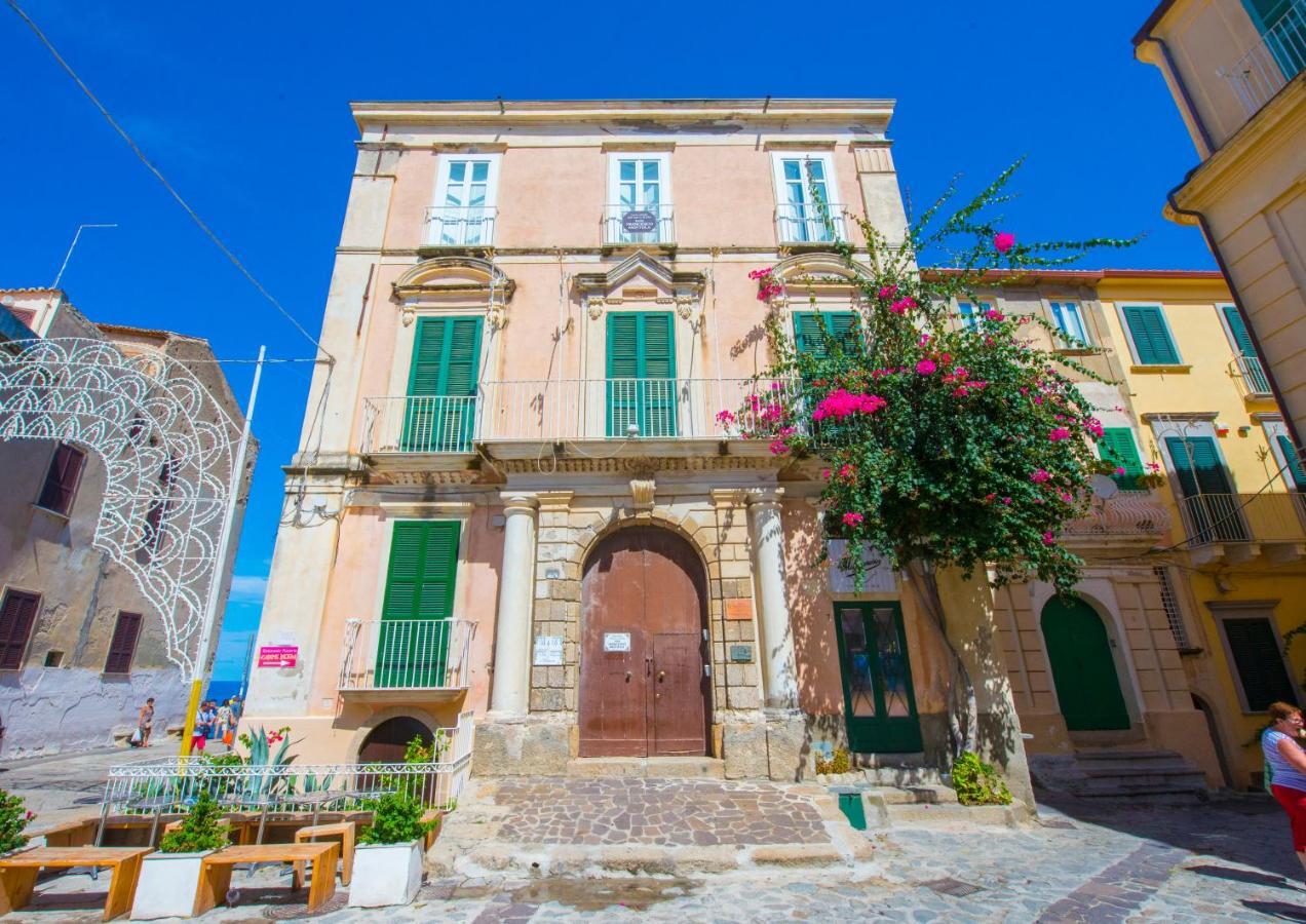 Vila Vicolo Garibaldi Tropea Exteriér fotografie