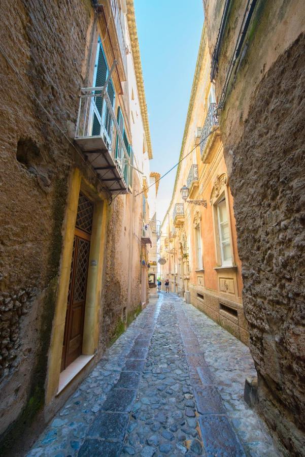 Vila Vicolo Garibaldi Tropea Exteriér fotografie